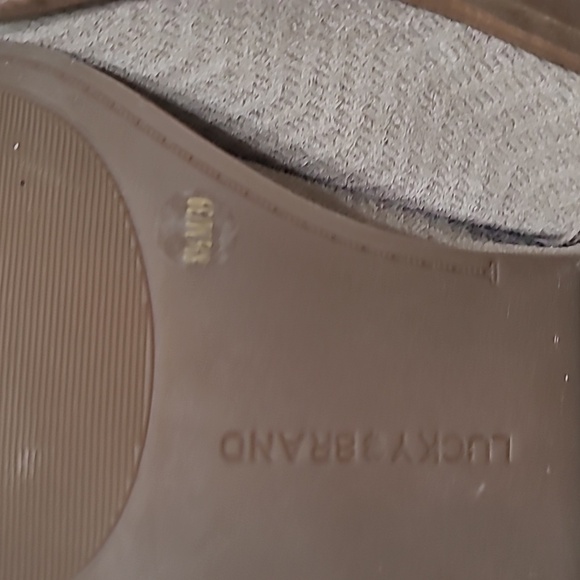 Lucky Brand women's textured suede ankle boots size 8.5 - Picture 8 of 9